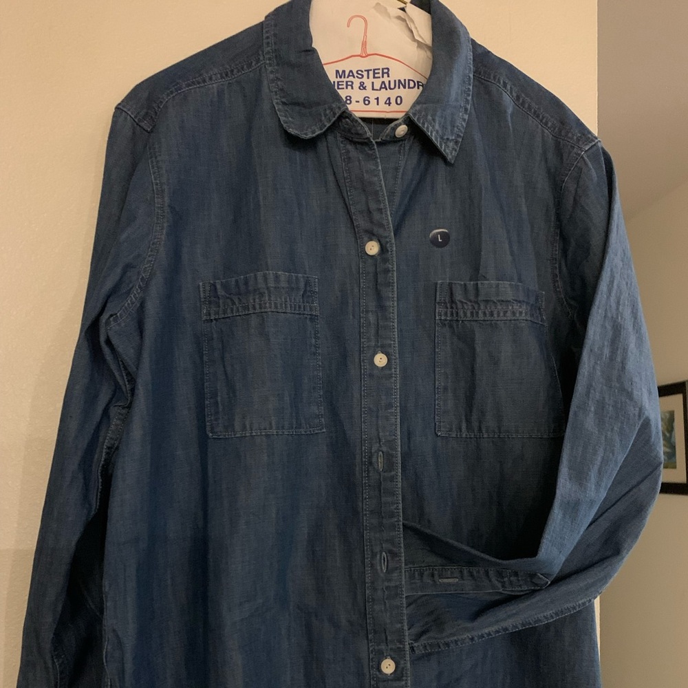 New with tags vintage Abercrombie & Fitch button down denim shirt